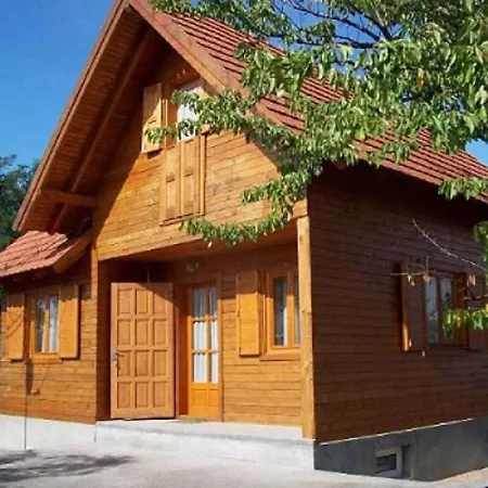 In Balatonfoekajar 18969 Balatonfokajar